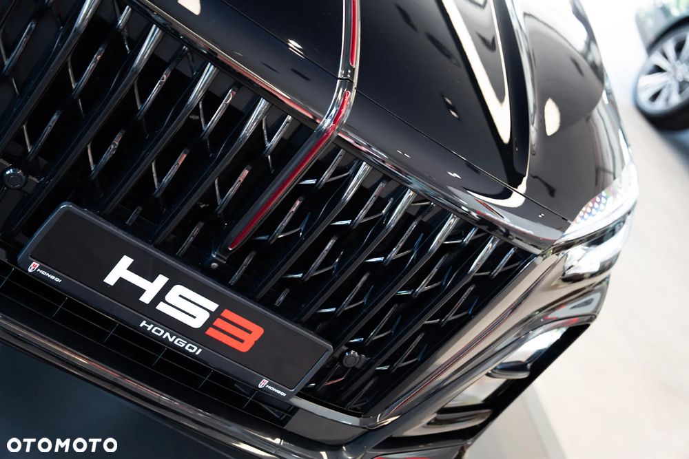 Hongqi HS3 - 5