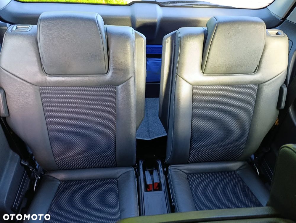 Opel Zafira 2.0 T OPC - 5