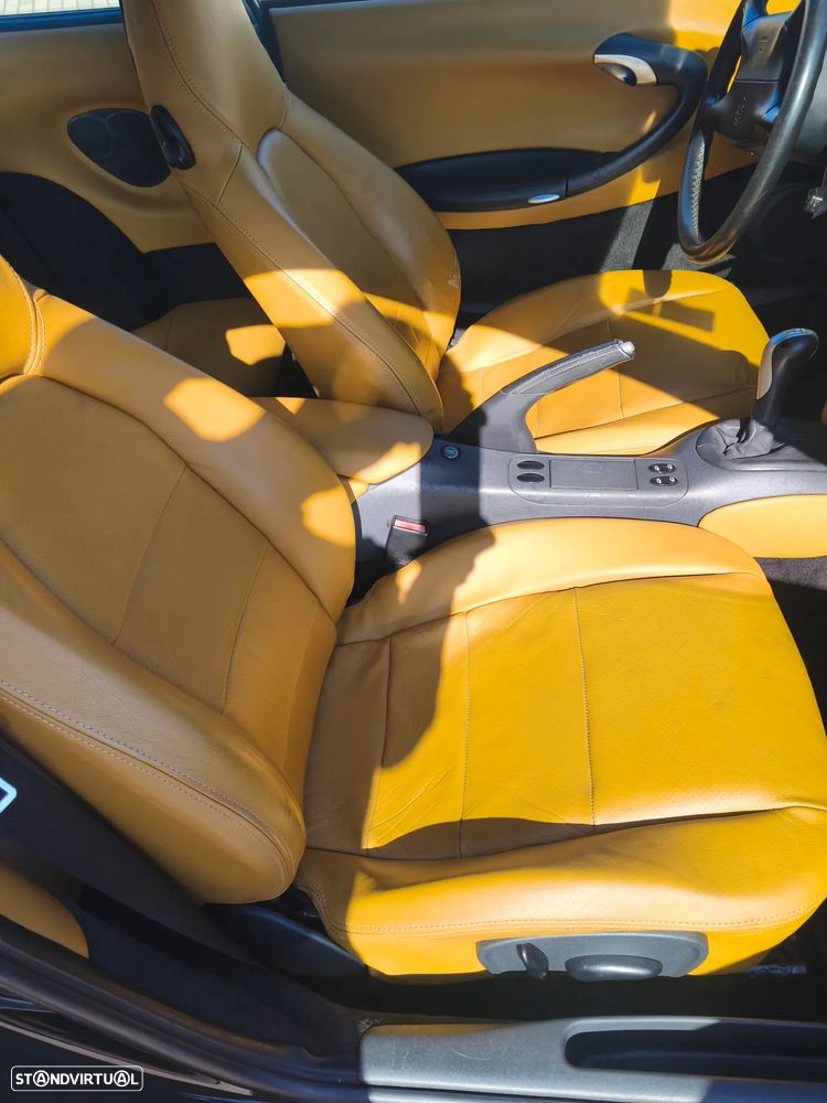 Porsche 911 (996) Carrera Coupé - 5