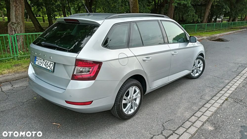 Skoda Fabia 1.0 TSI Style - 4