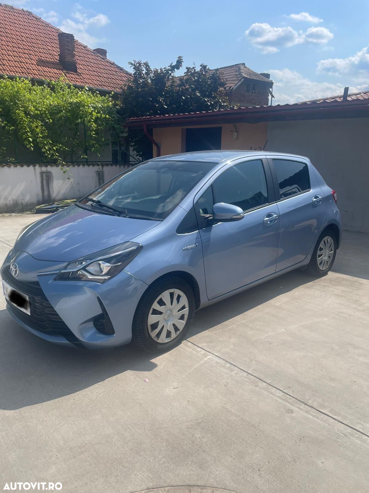 Toyota Yaris 1.5 VVT-i HSD Dynamic - 2