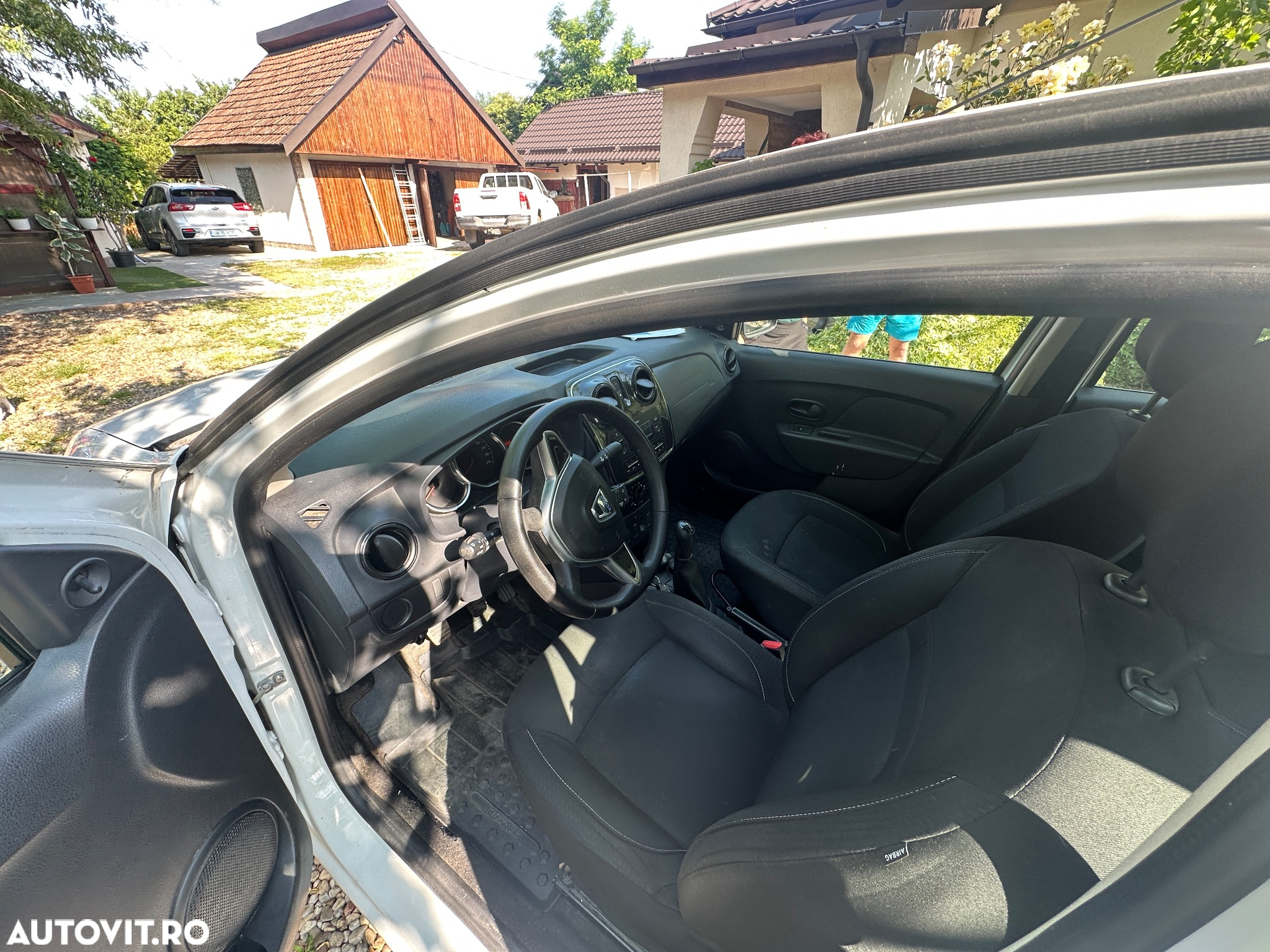 Dacia Logan - 8