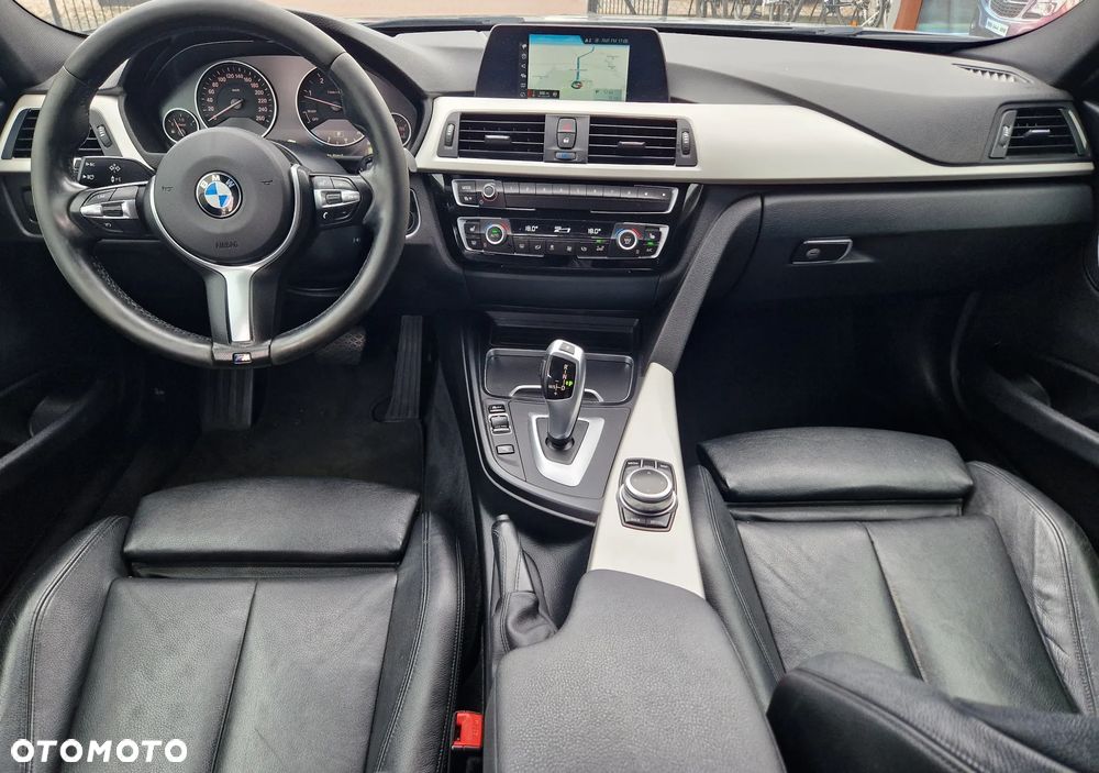 BMW Seria 3 318d M Sport - 22