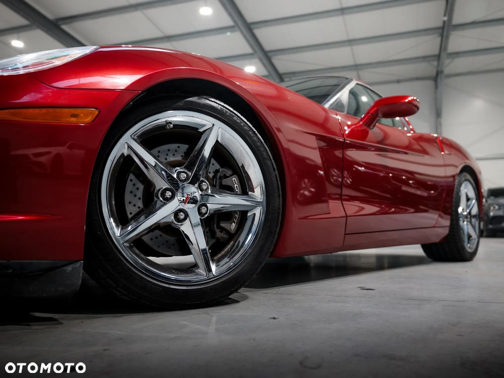 Chevrolet Corvette - 3