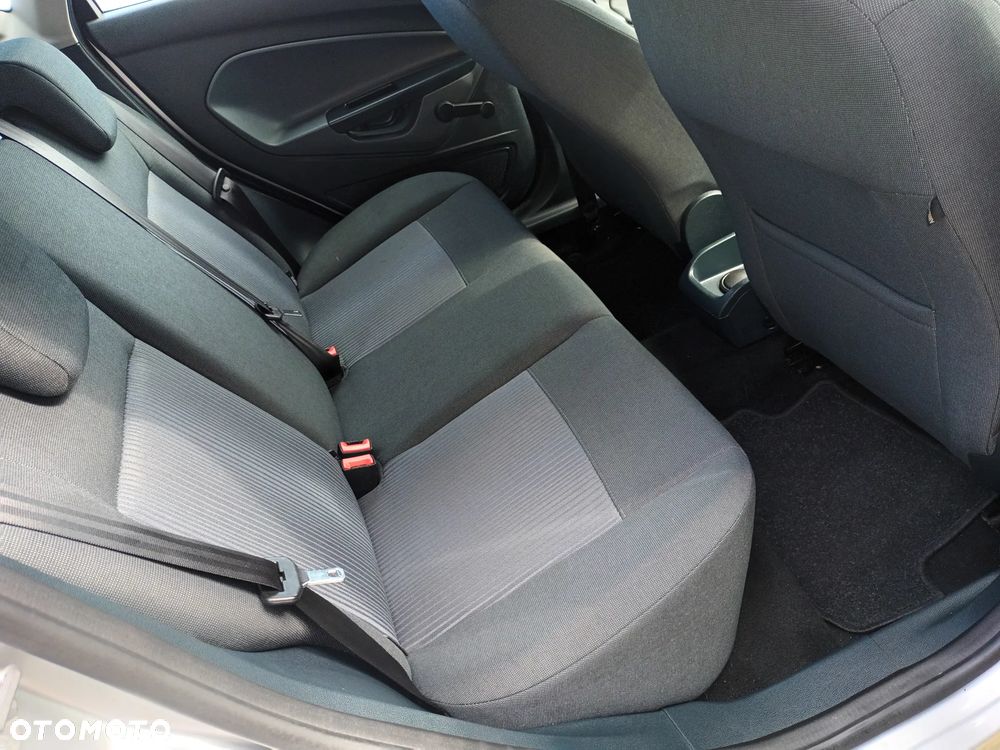 Ford Fiesta 1.25 Titanium X - 25