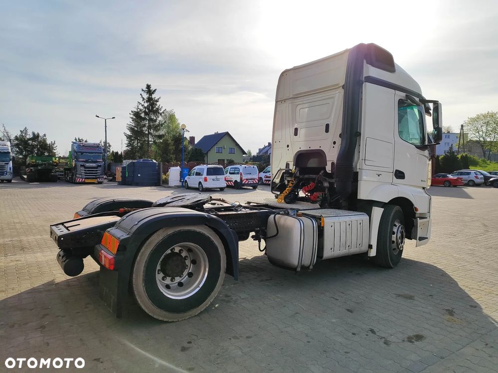 Mercedes-Benz ACTROS - 4