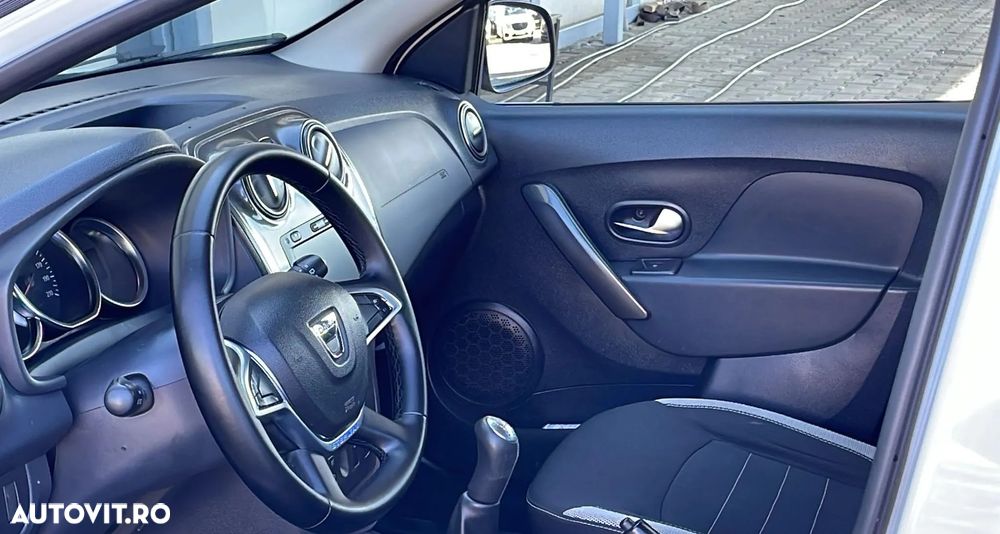 Dacia Logan Blue dCi 95 Stepway - 9