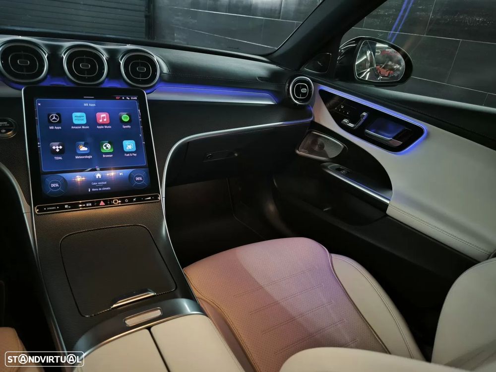 Mercedes-Benz C 300 d AMG Line - 23