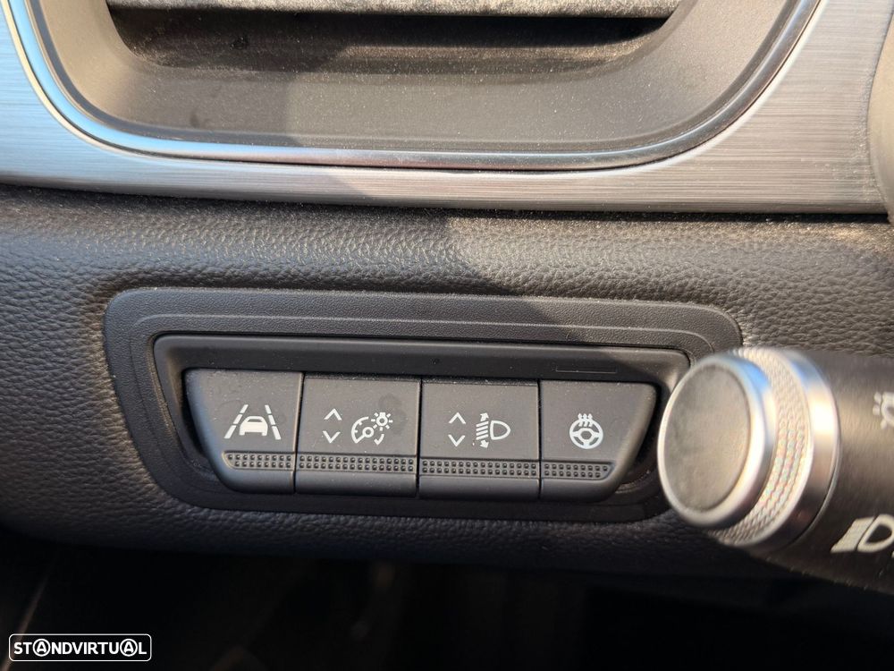 Renault Captur 1.3 TCe Exclusive EDC - 40