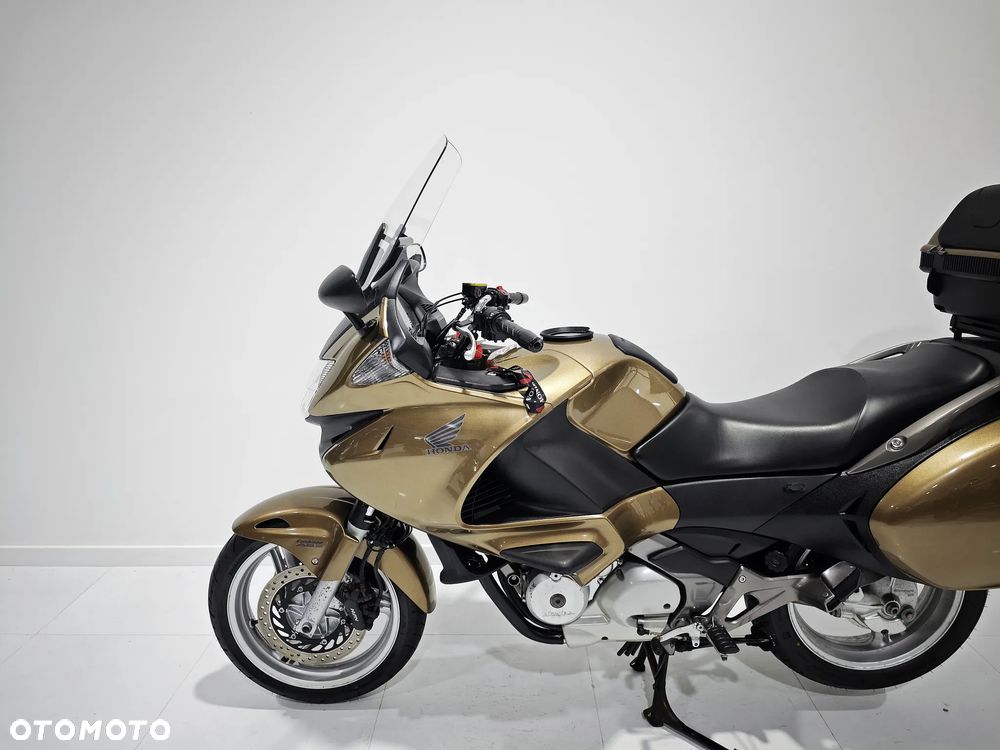 Honda Deauville - 10