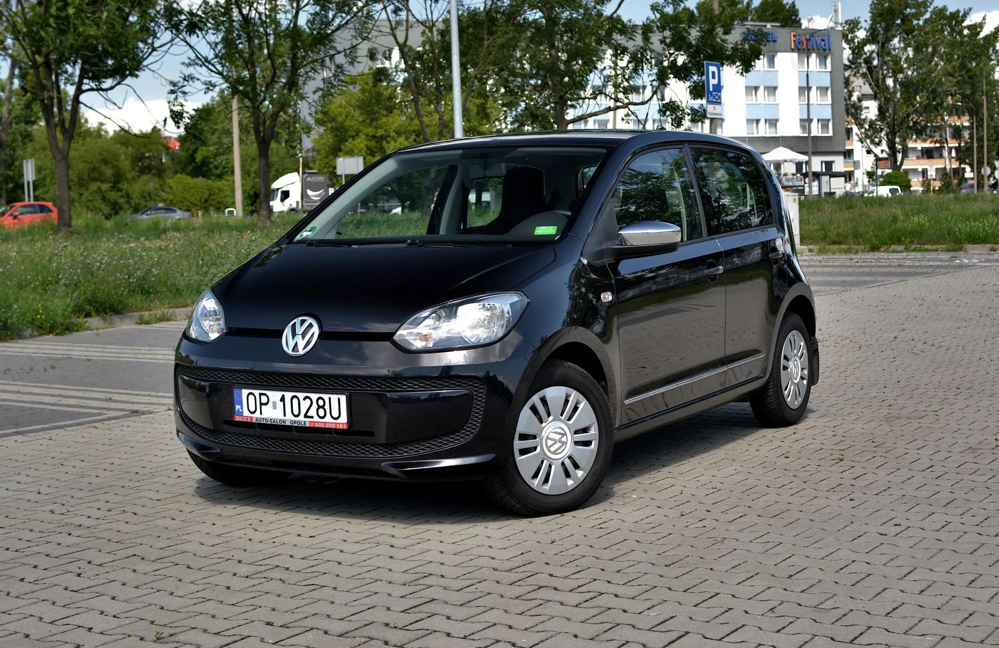 Volkswagen up! 1.0 Take - 1