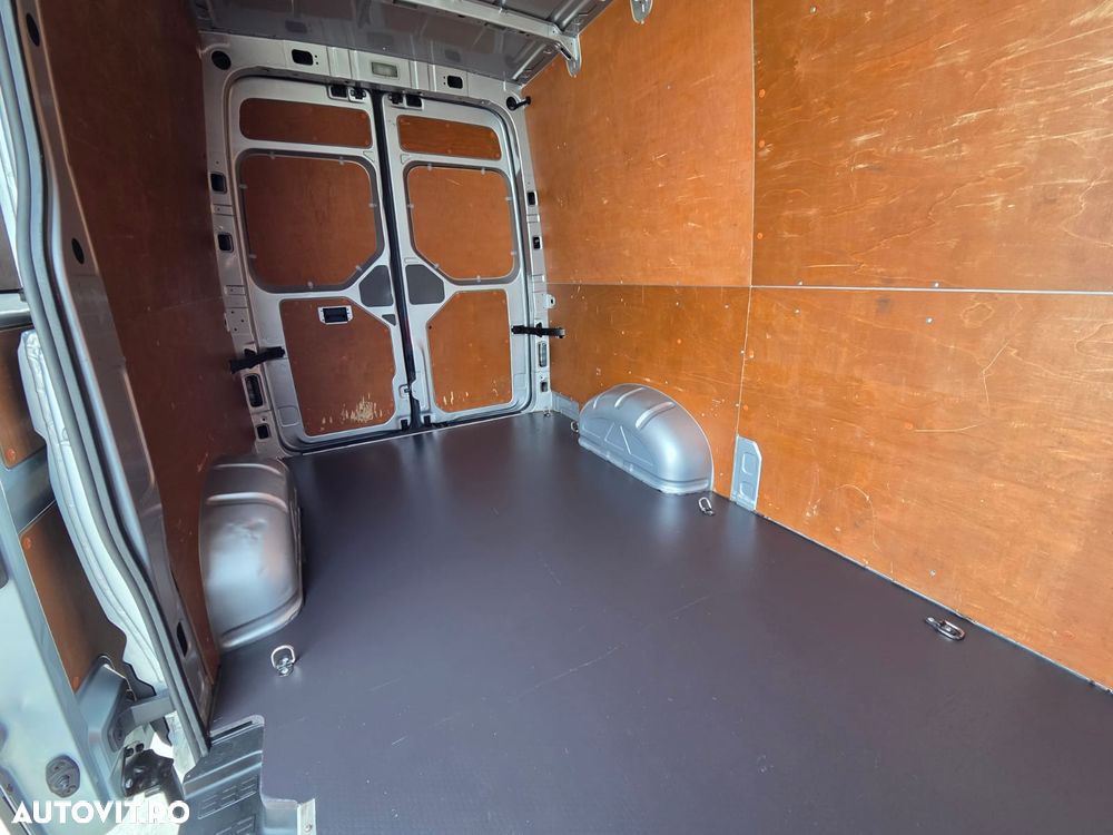 Volkswagen New Crafter L3H2 - 15