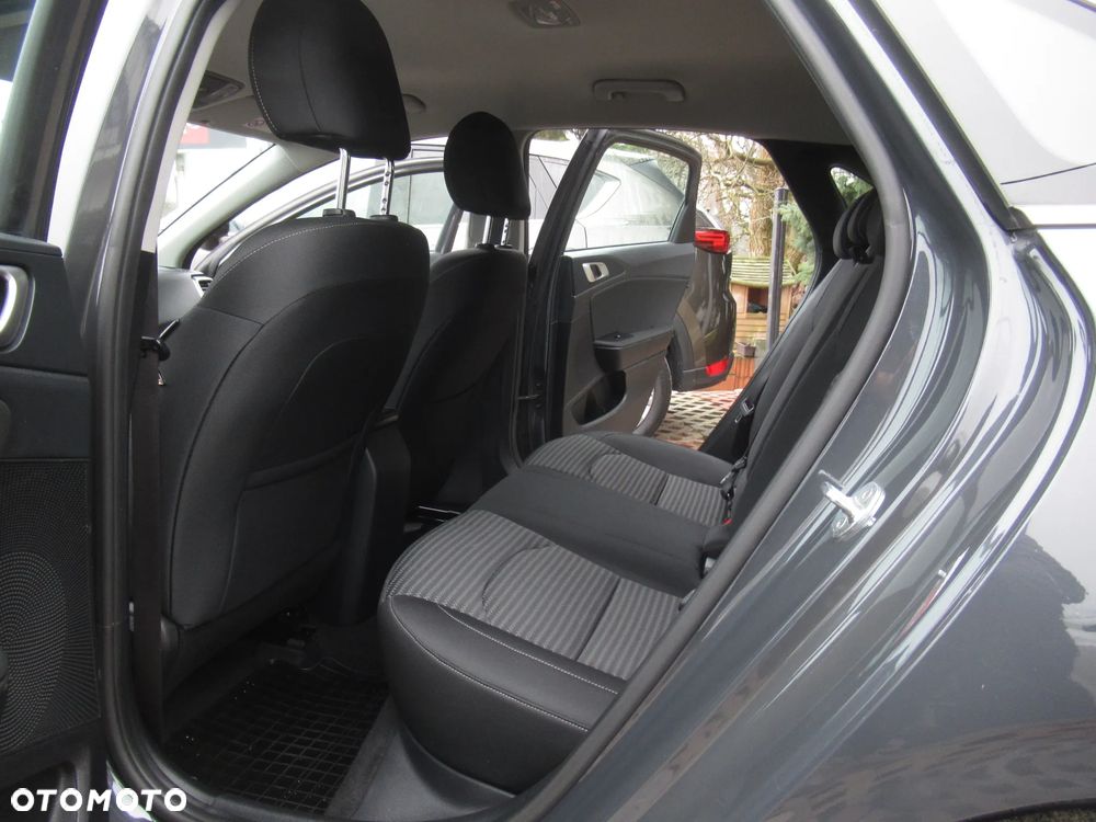 Kia Ceed 1.5 T-GDI M DCT - 7