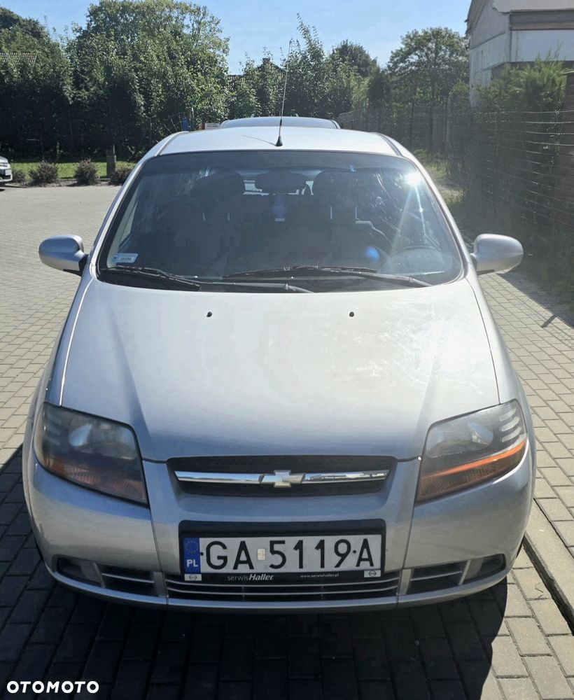 Chevrolet Aveo - 2