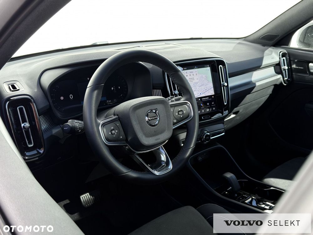 Volvo XC 40 - 23