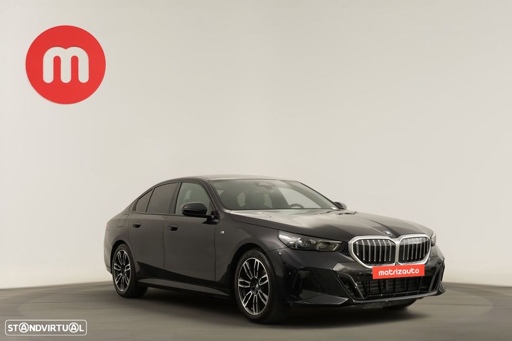 BMW 520 d Pack Desportivo M - 1
