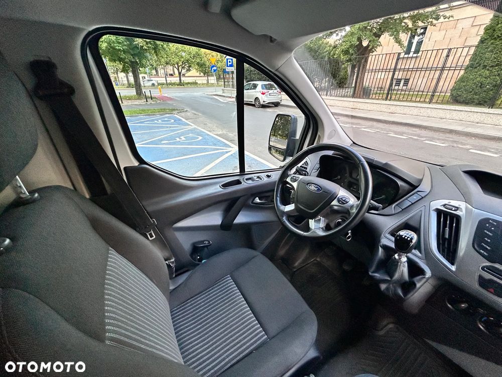 Ford Transit Custom - 19