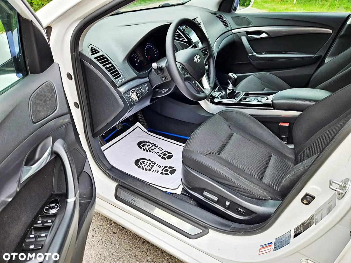 Hyundai i40 i40cw 2.0 Premium - 15