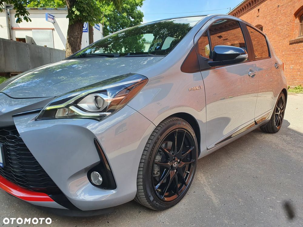 Toyota Yaris 1.5 VVT-i GR Sport - 9