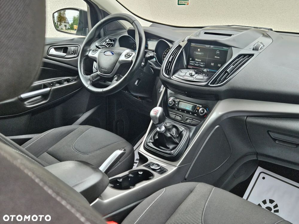 Ford Kuga 2.0 TDCi 2x4 SYNC - 6