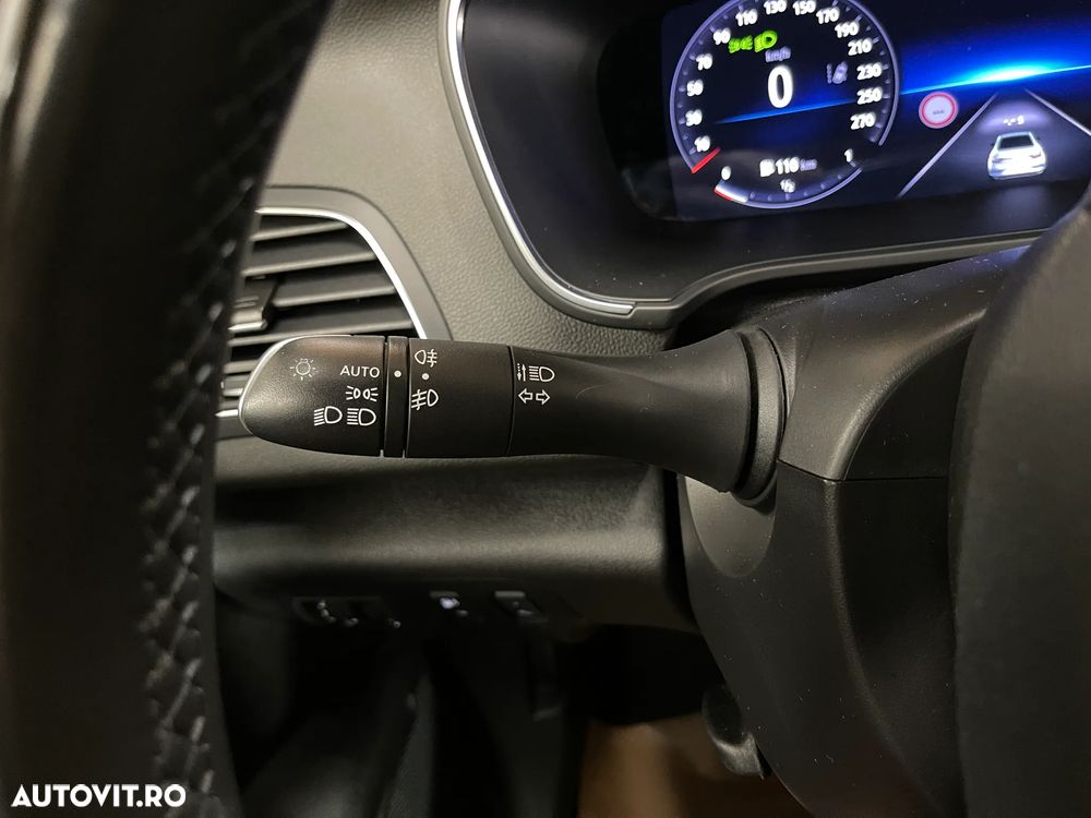 Renault Megane Blue dCi 116 EDC Intens - 28
