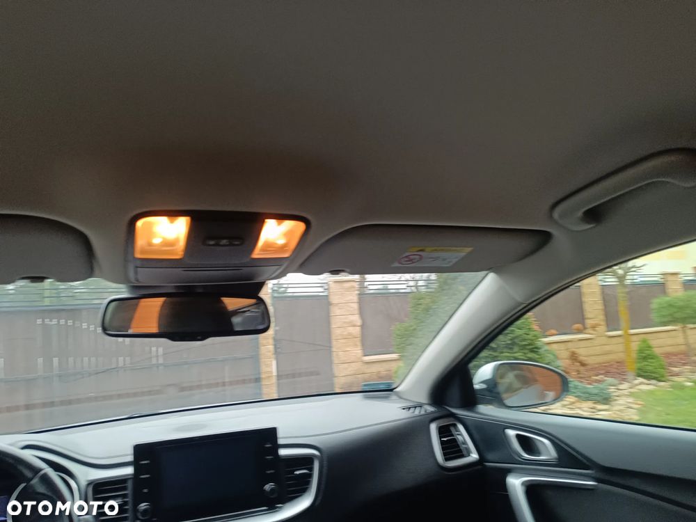 Kia Ceed 1.6 CRDi SCR M DCT - 39