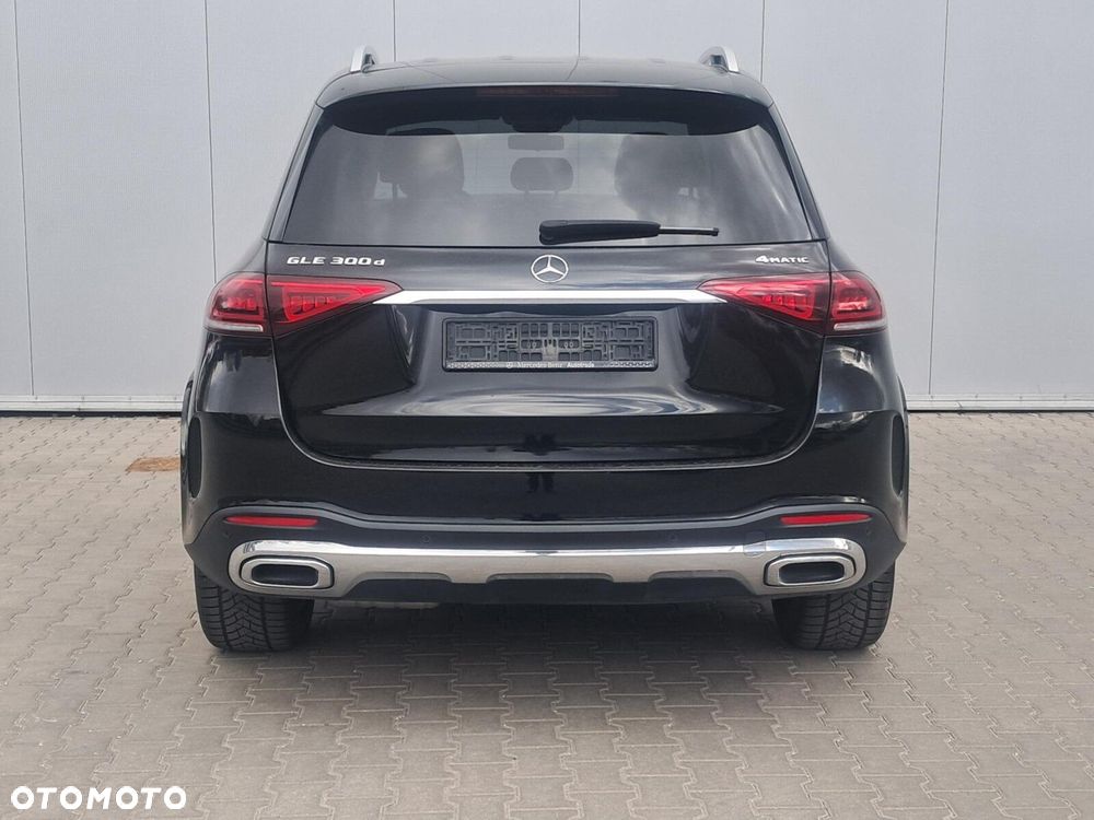 Mercedes-Benz GLE - 10