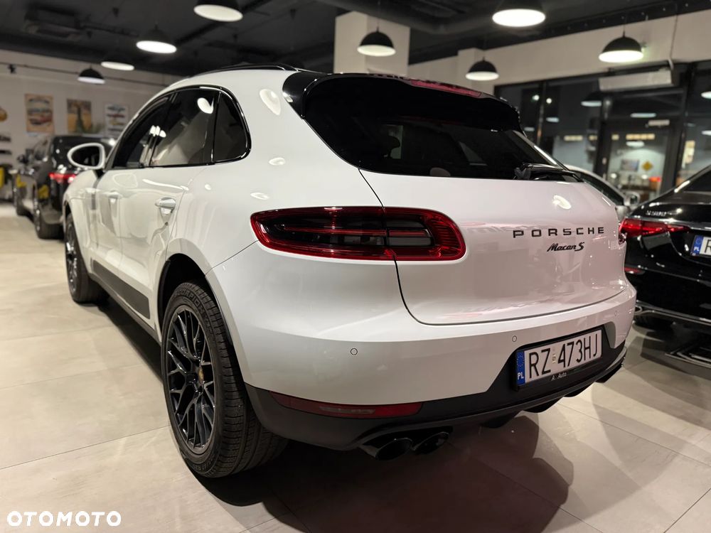 Porsche Macan S - 4
