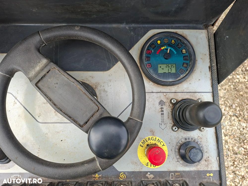 Dynapac F80W FINISOR ASFALT - 23