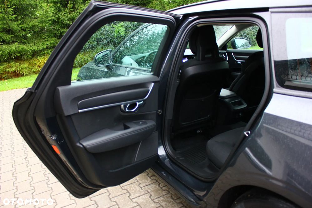 Volvo V90 D3 Momentum - 26