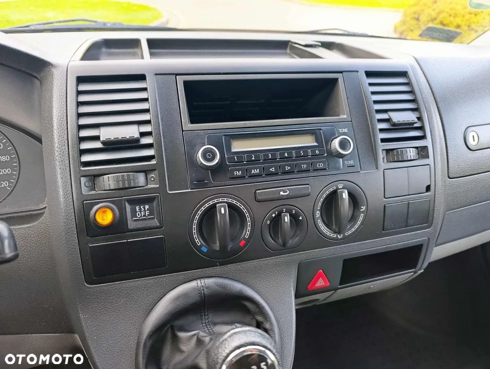Volkswagen Transporter T5 - 12