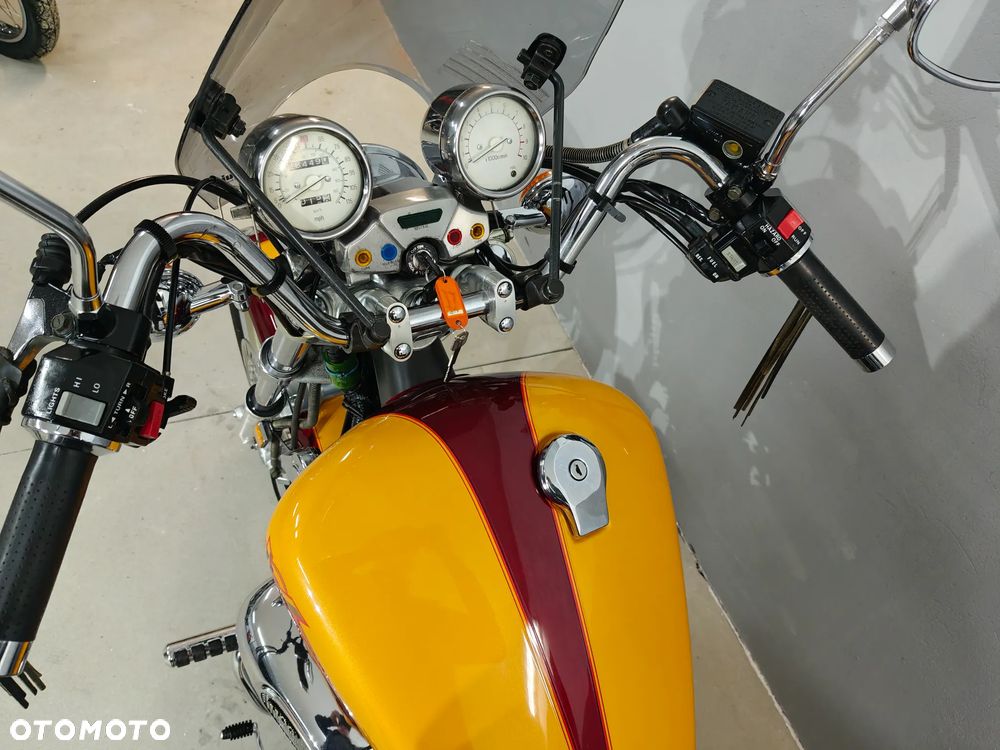 Yamaha XV - 19