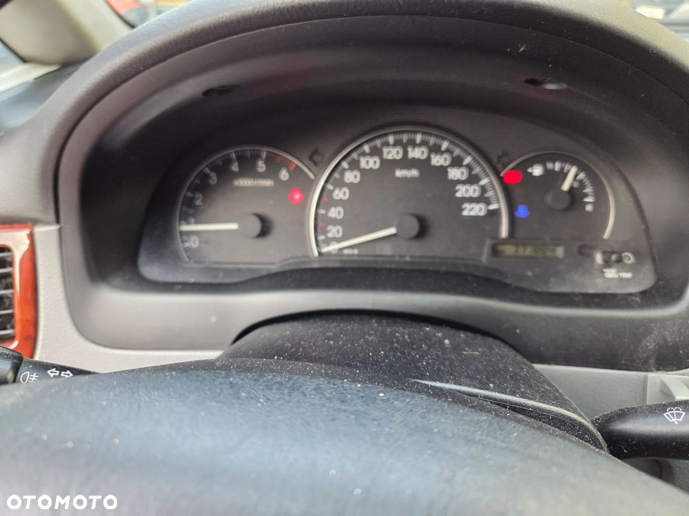 Toyota Avensis 2.0 D-4D Luna - 10