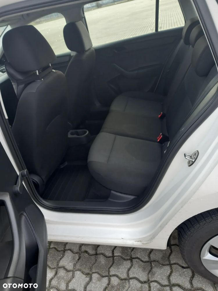 Skoda RAPID 1.4 TDI DPF Active - 8