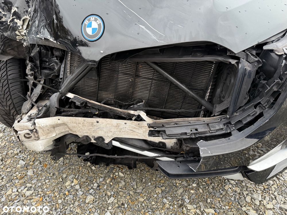 BMW X5 xDrive45e - 11