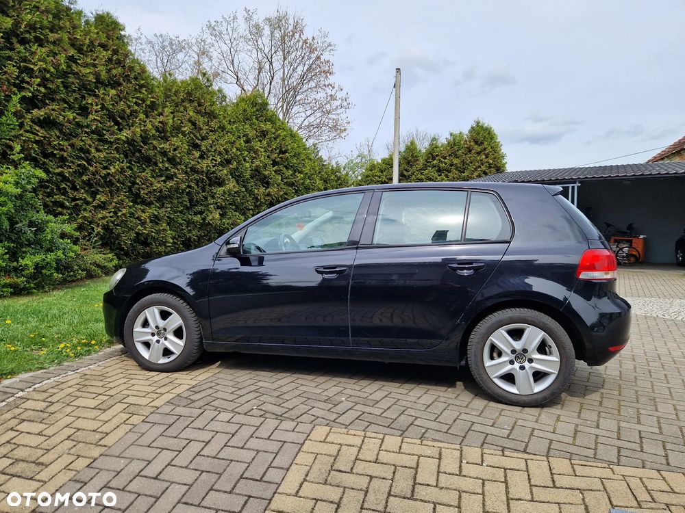 Volkswagen Golf 1.6 TDI Comfortline - 6