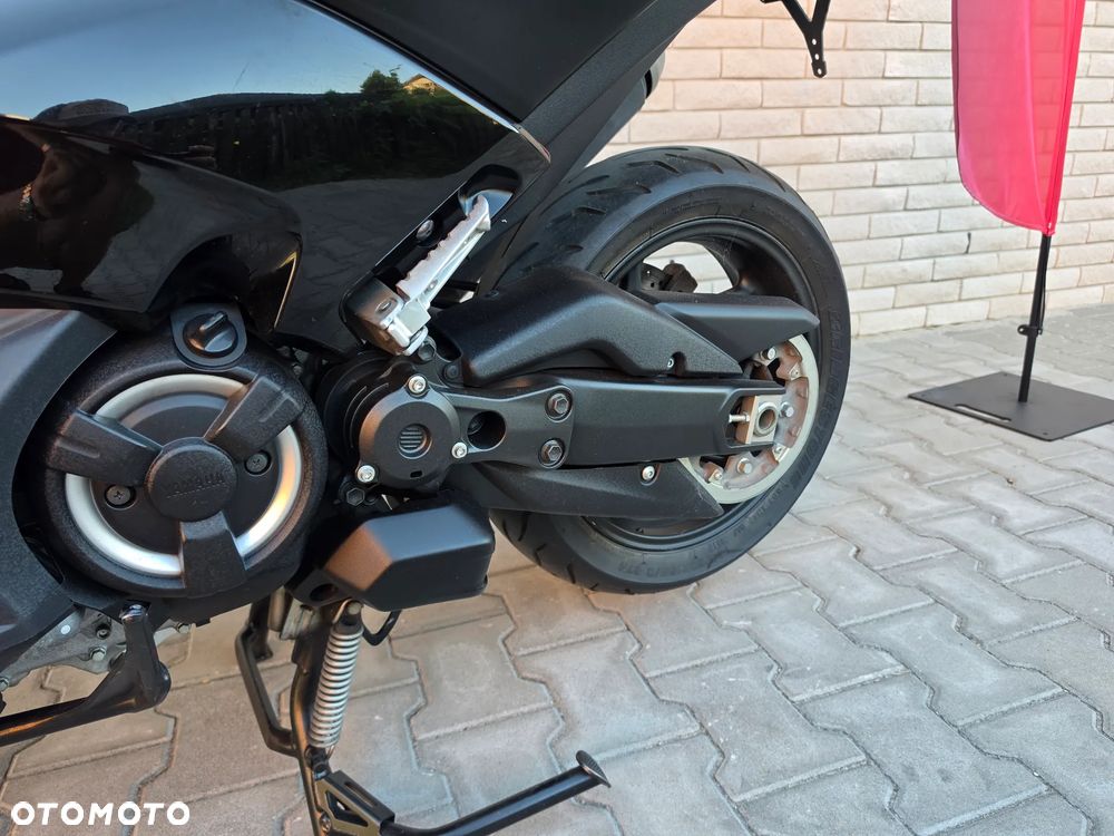 Yamaha Tmax - 6