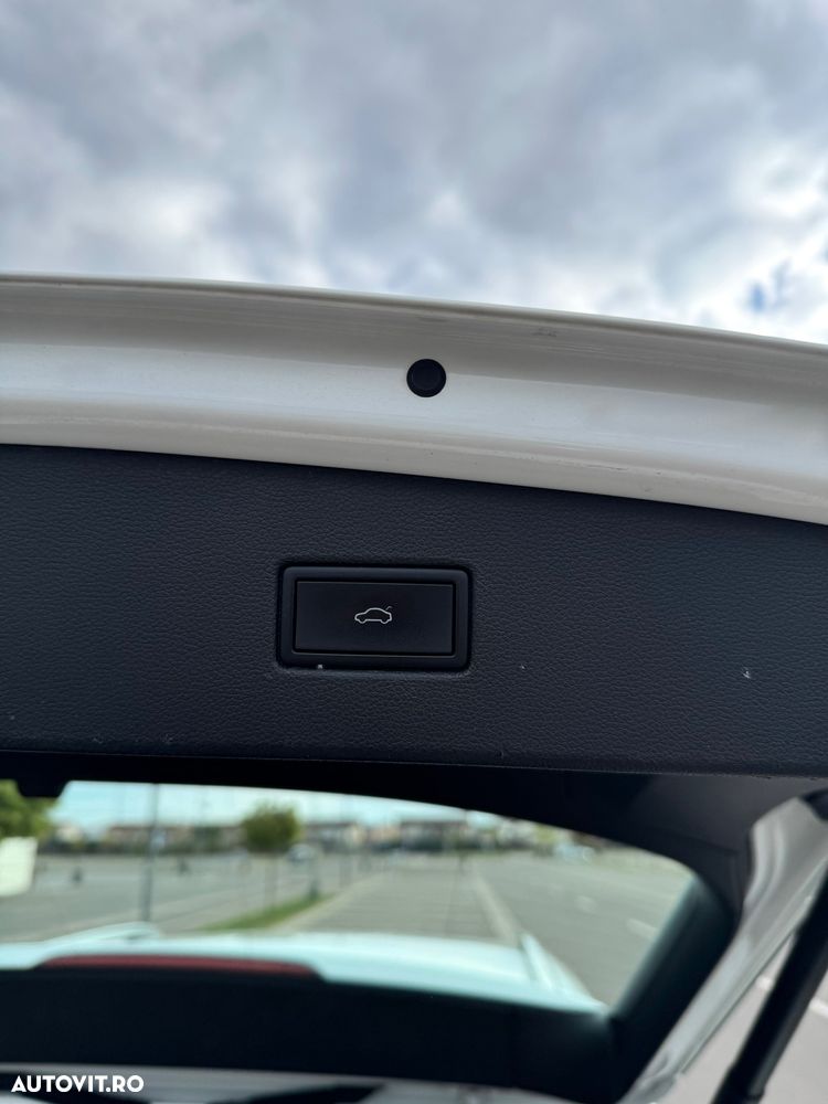 Volkswagen Tiguan - 26