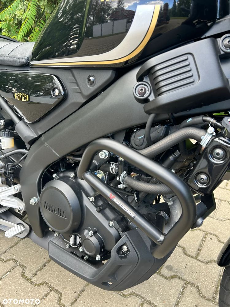 Yamaha XSR - 8