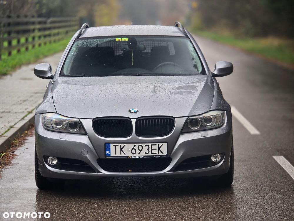 BMW Seria 3 330i xDrive Edition Sport - 10