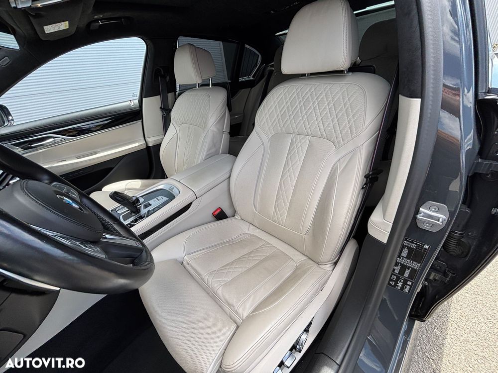 BMW Seria 7 750i xDrive - 16