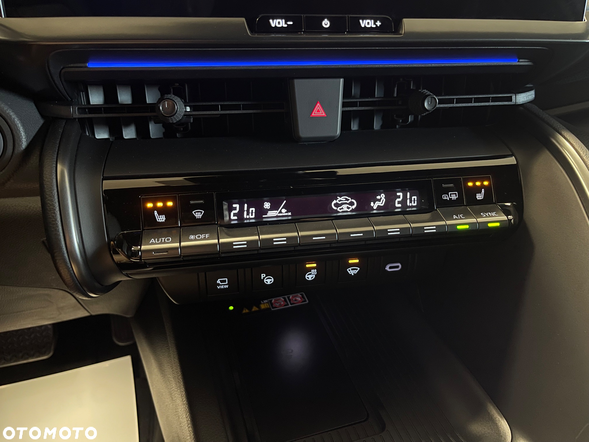Toyota C-HR - 23