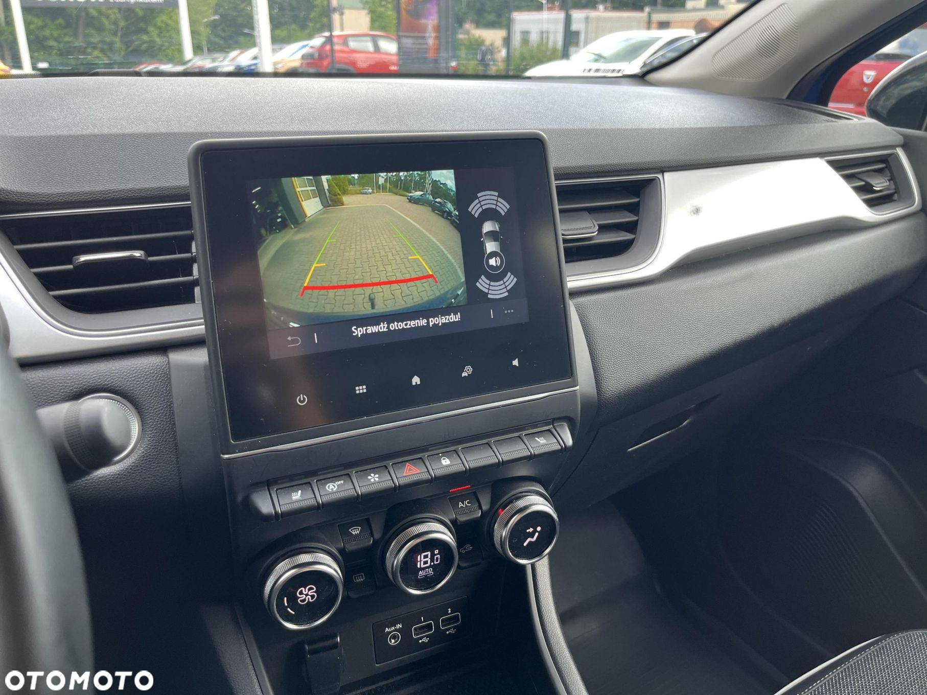 Renault Captur - 24