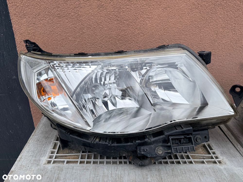Lampa przednia SUBARU FORESTER III XENON KOMPLET EUROPA ORYGINALNE - 2