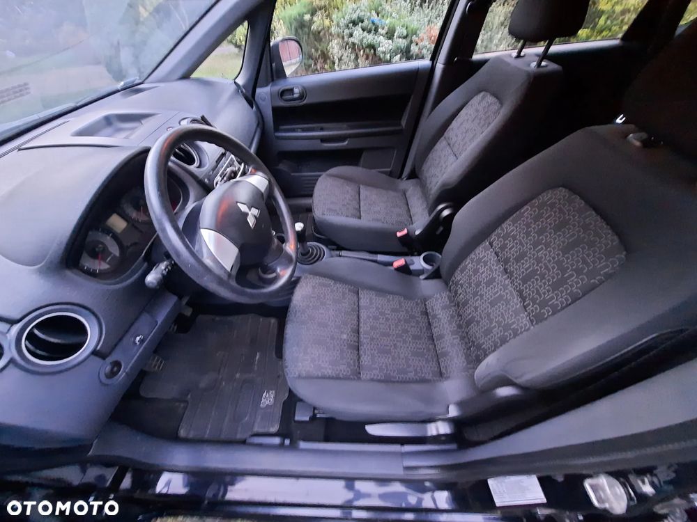 Mitsubishi Colt 1.3 Invite - 6