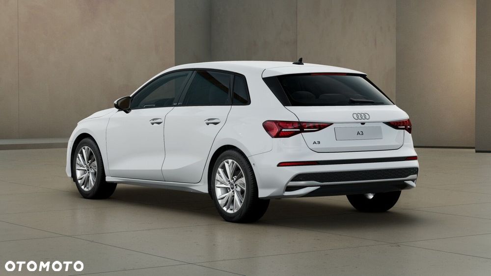 Audi A3 Sportback - 3
