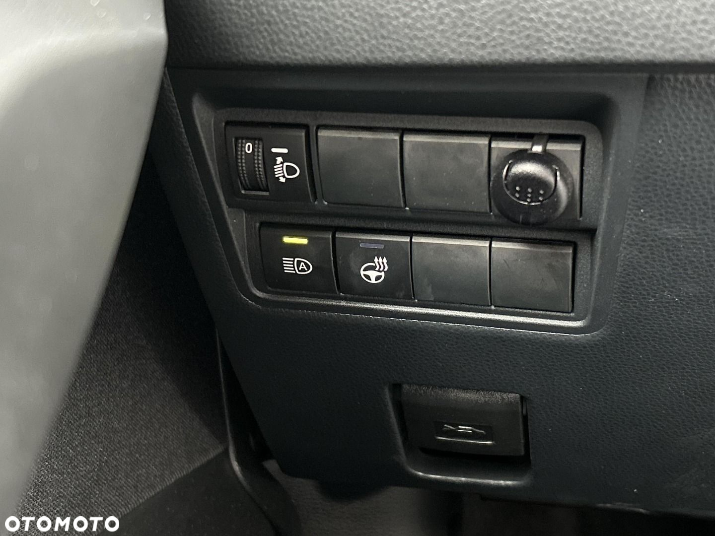 Toyota Yaris - 22