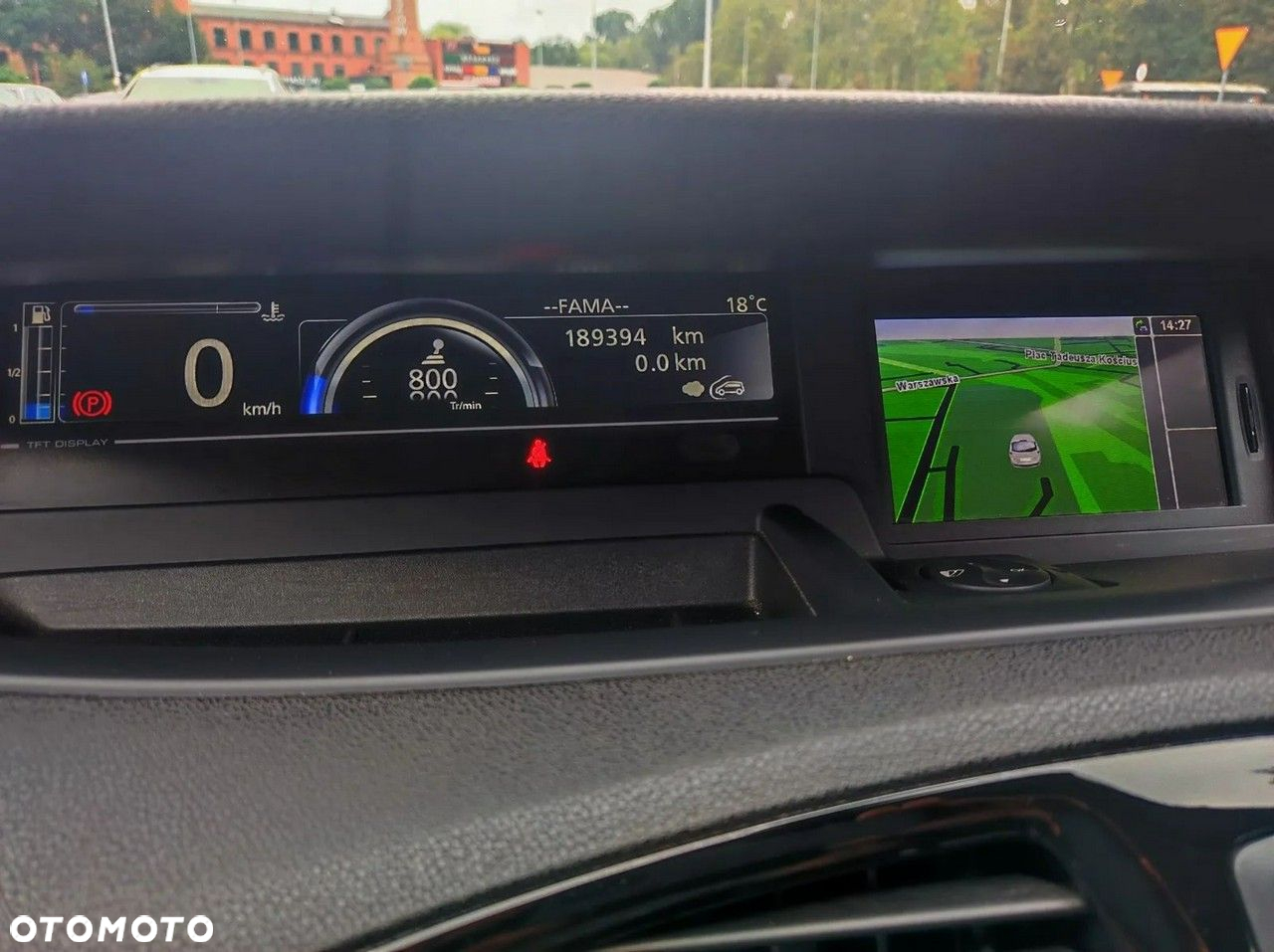 Renault Grand Scenic - 16