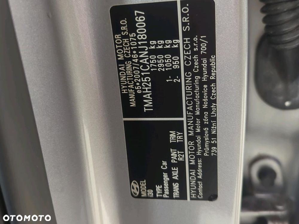 Hyundai i30 1.5 DPI Classic + - 27