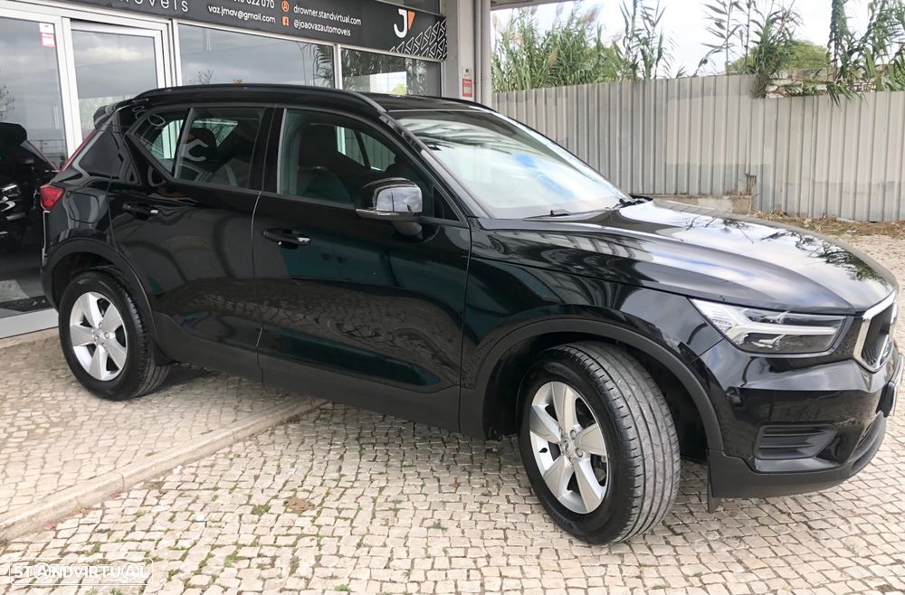 Volvo XC 40 2.0 D3 Momentum Plus - 5